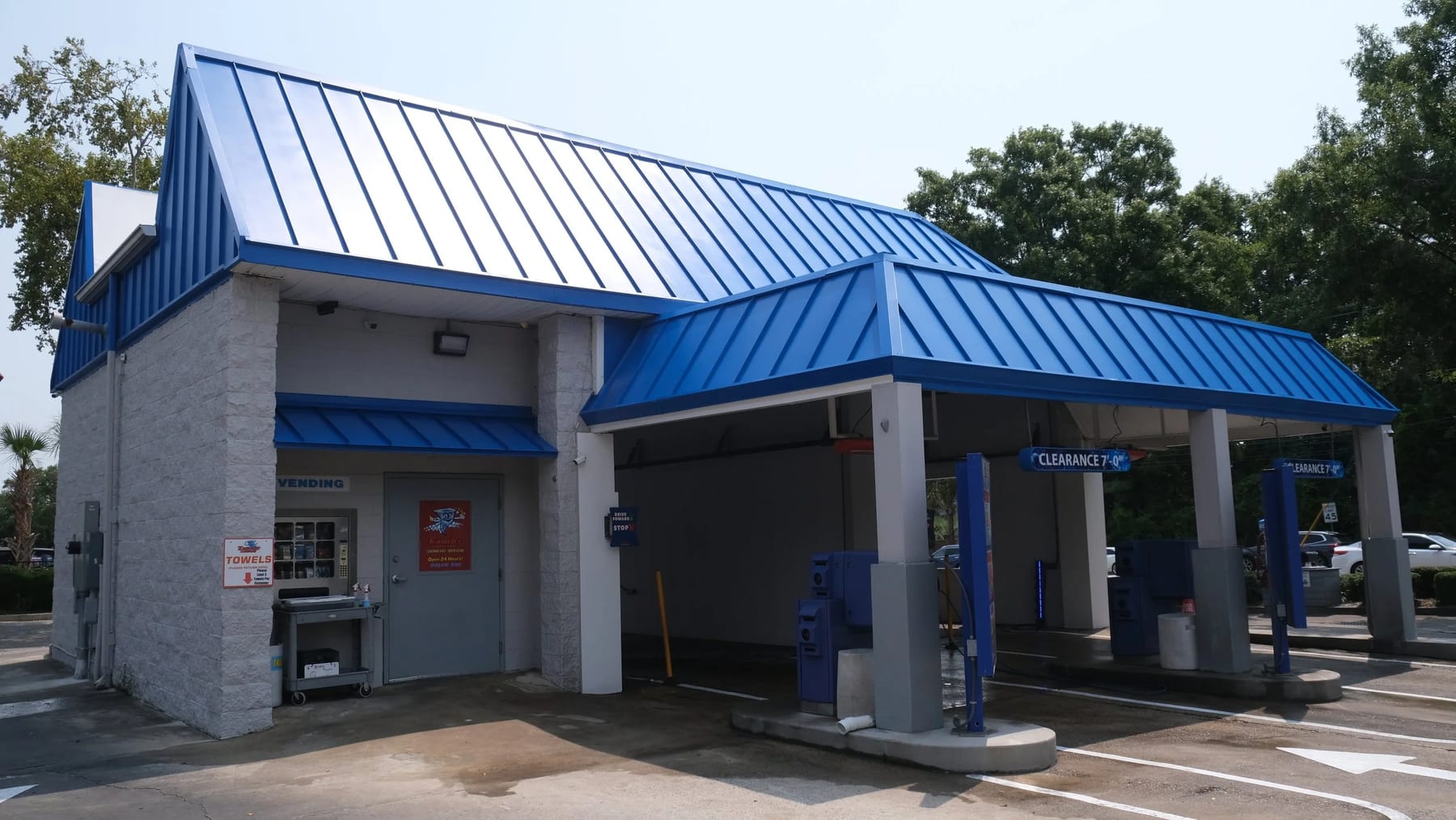 The blue-roofed Turbo Jet Car Wash building in Myrtle Beach
